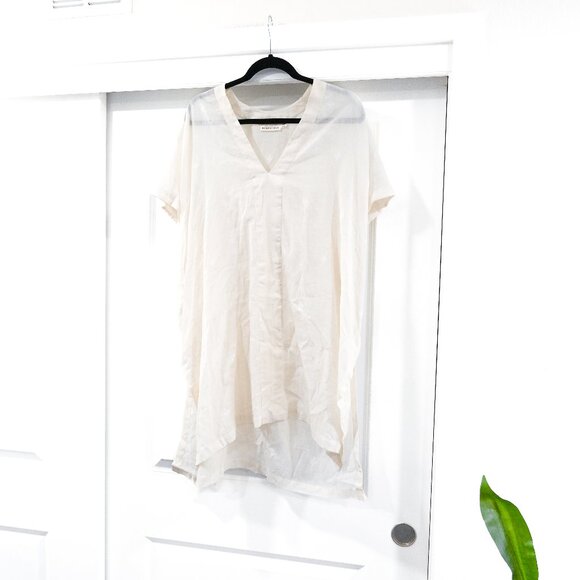 Pondicherie Naina Caftan Ivory Gauzy Cotton Caftan with Embroidered Detail - Picture 2 of 13